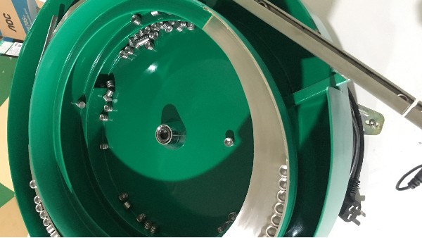 自動化檢測設(shè)備常見的上料方式有哪些?