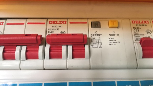 自動化檢測設備如遇跳閘處理方法
